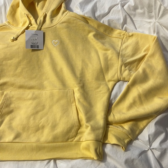 Top Shop Yellow Crop Hoodie - Picture 3 of 3